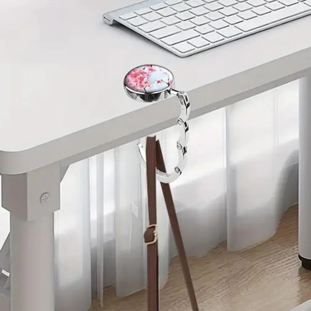 Wielowzorowy wieszak na torebk – Office Furniture Installation recenzja i cena