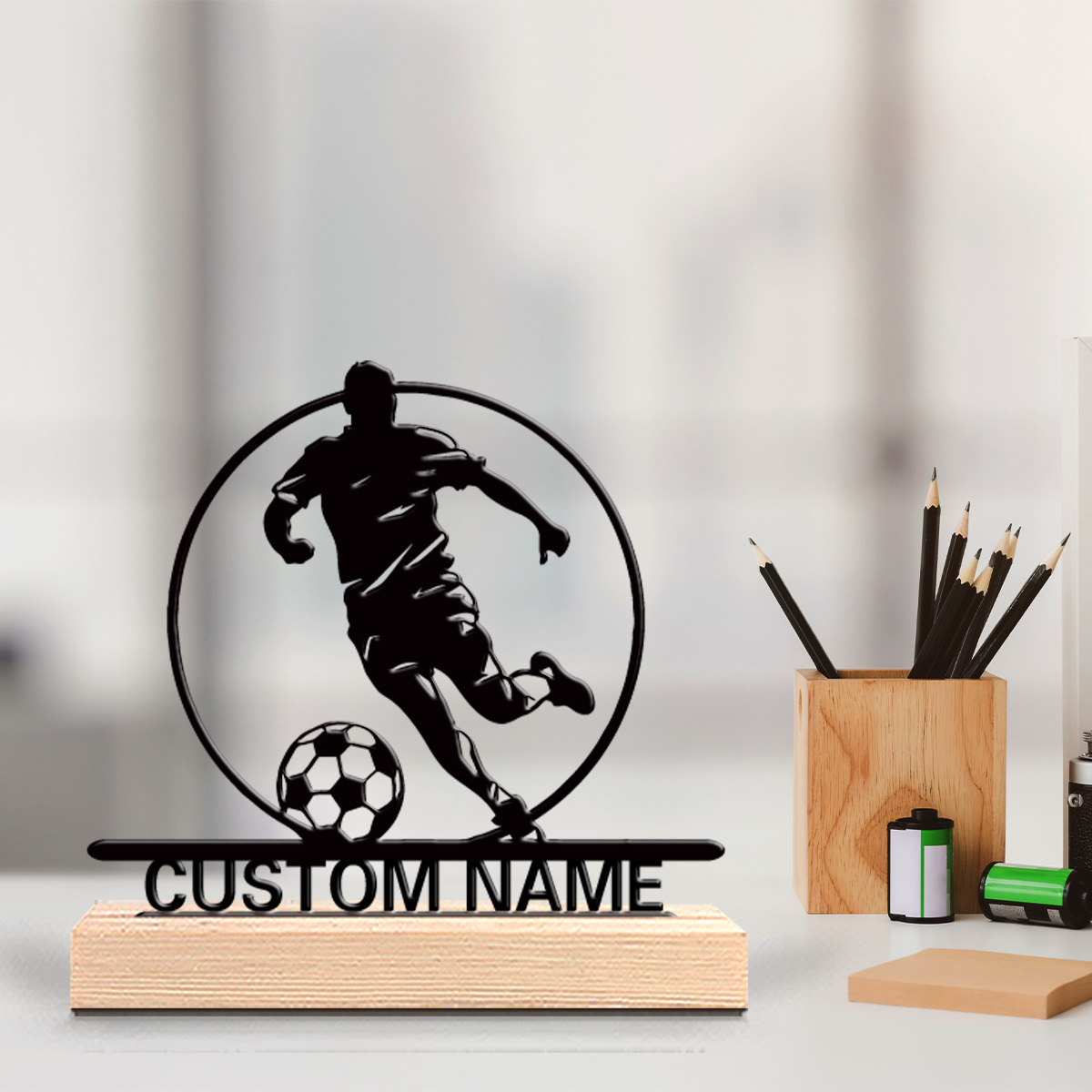Metalowa statuetka piłkarza z  – Office Furniture Installation recenzja i cena
